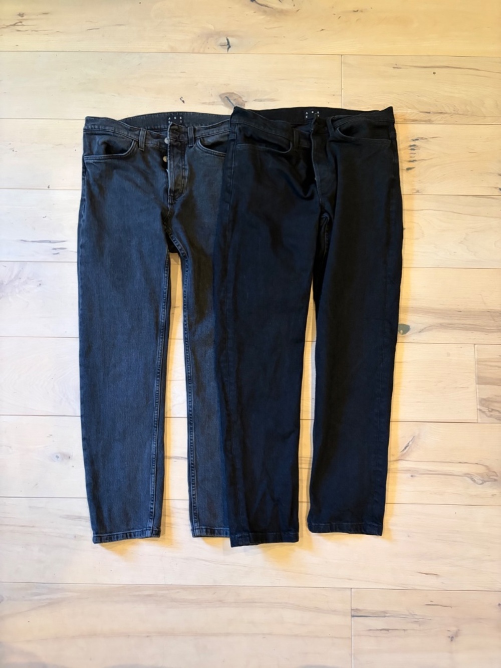 2 × ASKET Slim Jeans (31/30)